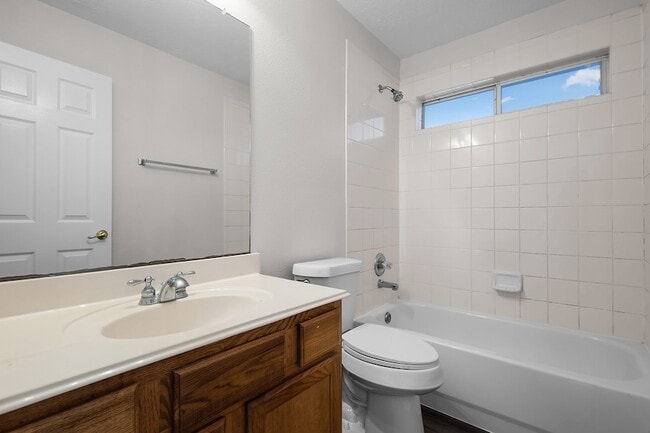 Building Photo - 6222 Founding Dr