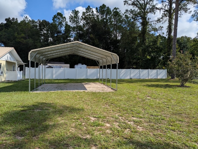 Building Photo - 7830 SW 97th Ave