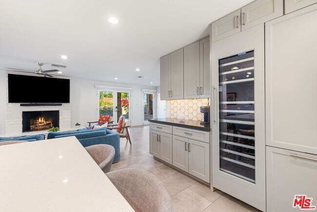 Building Photo - 74085 Old Prospector Trail