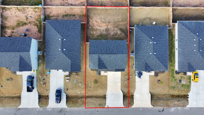 Building Photo - 15665 Briar Frst Dr