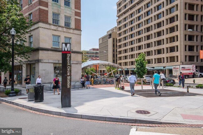 Building Photo - 1525 P St NW