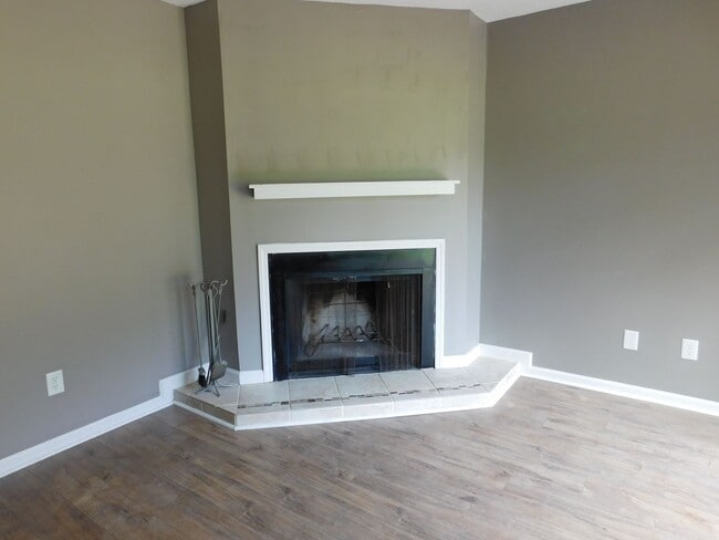 Building Photo - 149 Quarterdeck
