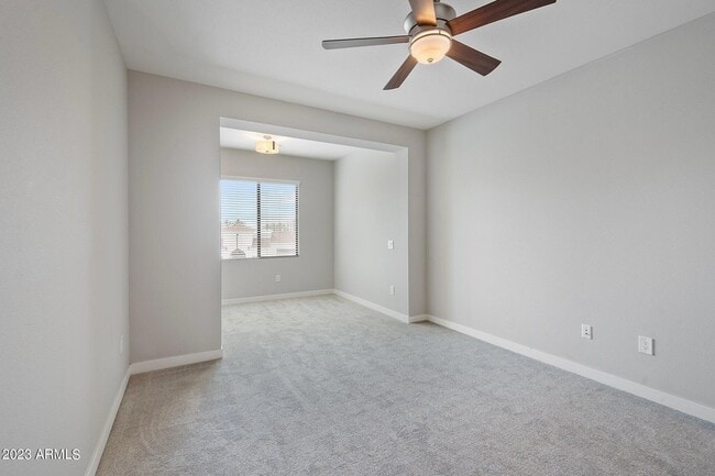 Building Photo - 2511 W Queen Creek Rd