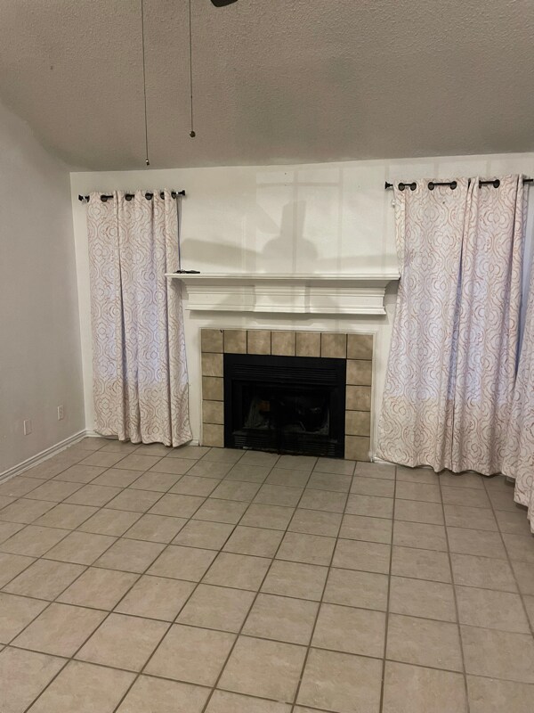 Building Photo - 10636 Wessex Dr
