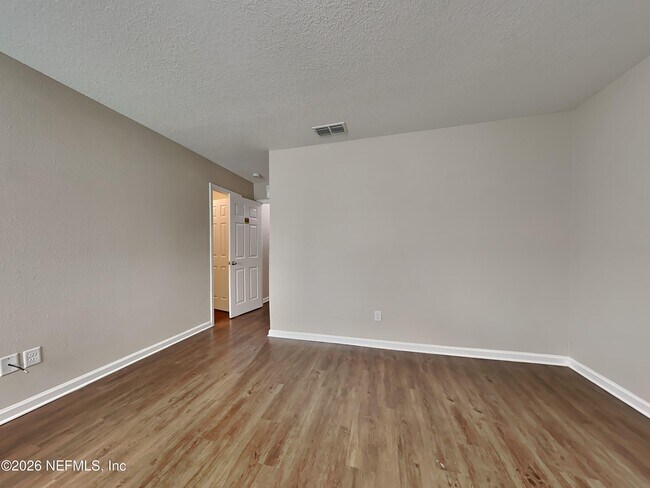 Building Photo - 7033 Camfield Landing Dr