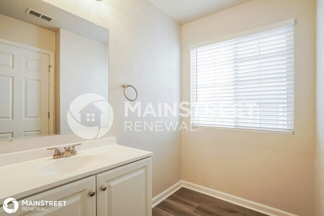 Building Photo - 4458 Snowcrest Ln