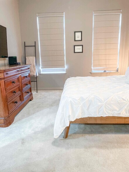 Building Photo - 1 New Bern Station Ct