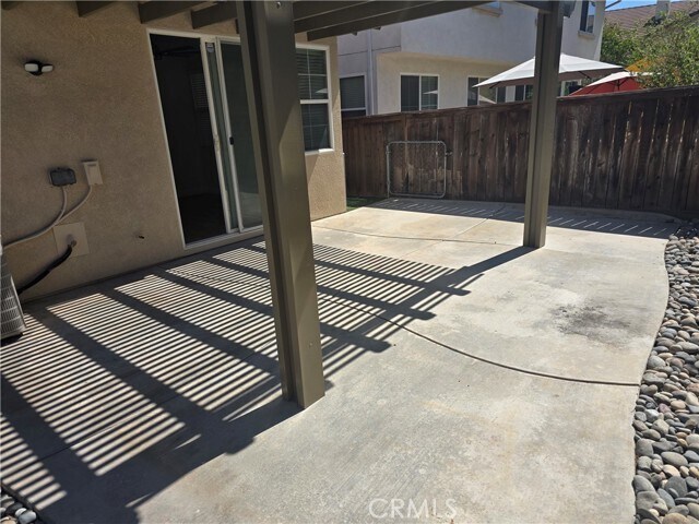 Building Photo - 31532 Royal Oaks Dr