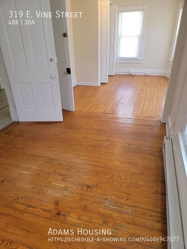 Building Photo - NEWLY RENOVATED LARGE 4 BEDROOM HOME