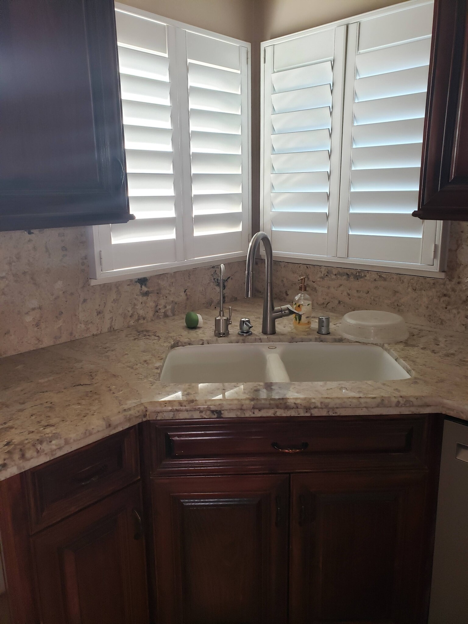 Building Photo - 705 Keenan St