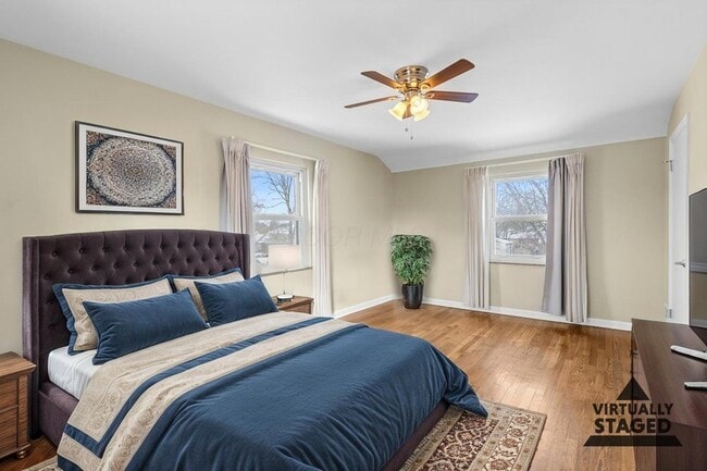 Building Photo - 2063 Inchcliff Rd