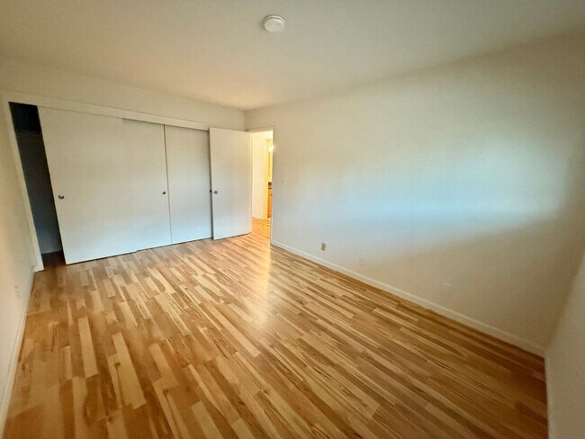 Building Photo - CAMBRIAN - Remodeled upstairs unit - great location near downtown Campbell