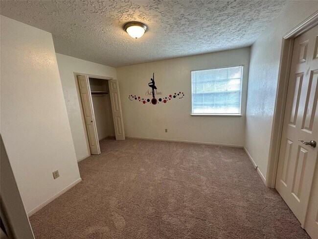 Building Photo - 3222 Settlers Way Blvd