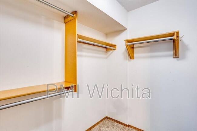 Building Photo - 3607 N Athenian St