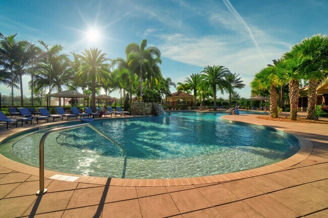 Building Photo - Furnished 3 Bedroom Luxurious Single Famil...