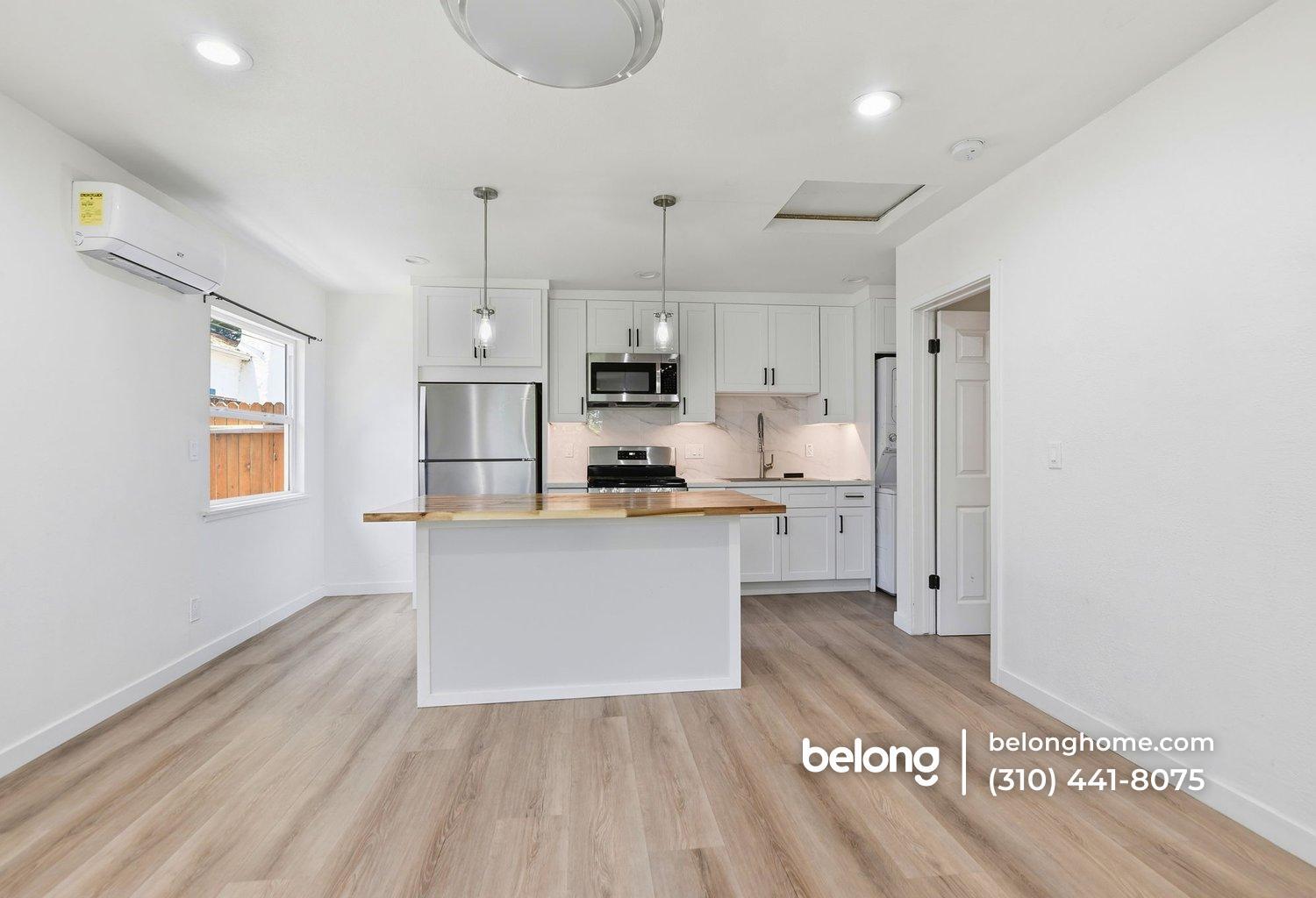 Building Photo - 314 S Santa Anita Ave