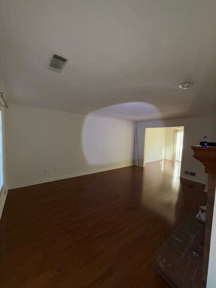 Building Photo - 3509 Ashley Station Dr SW