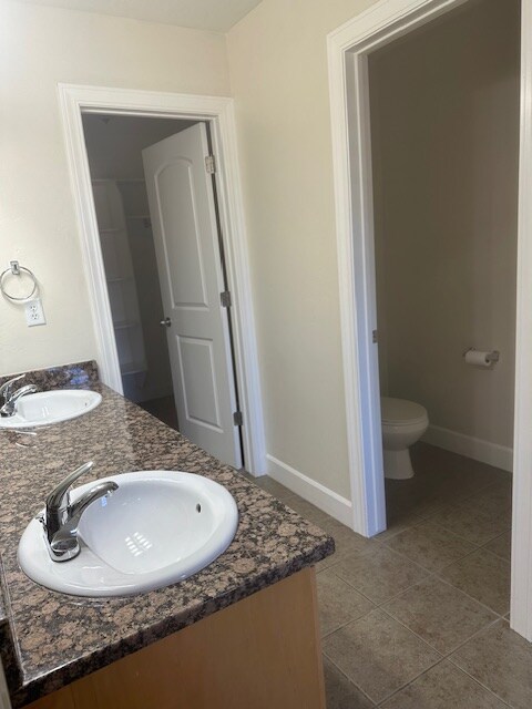 Building Photo - 645 Wyngate Pointe Ln