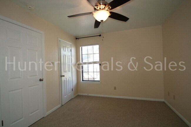 Building Photo - Sweet Like Honey!