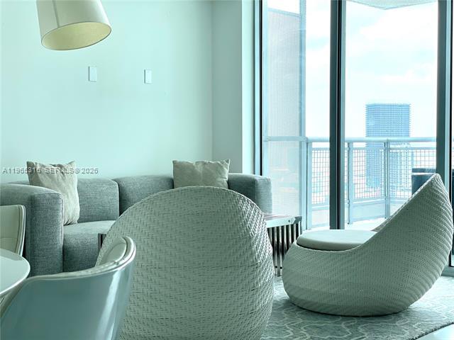 Building Photo - 350 S Miami Ave