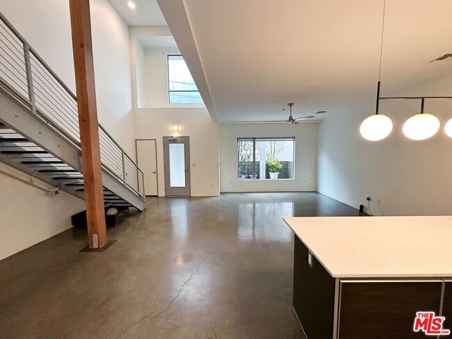 Building Photo - 11500 Tennessee Ave