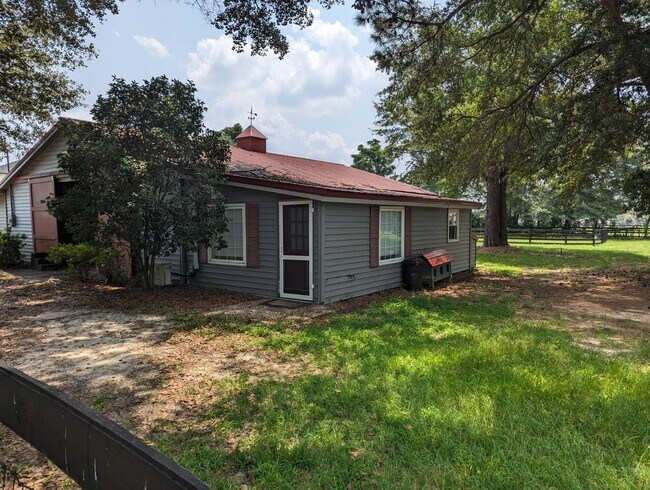 Building Photo - 101 Century Ln