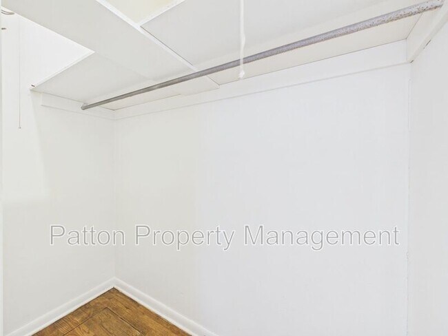 Building Photo - 4308 S Jackson St