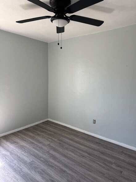 Building Photo - 774 Elder Ave