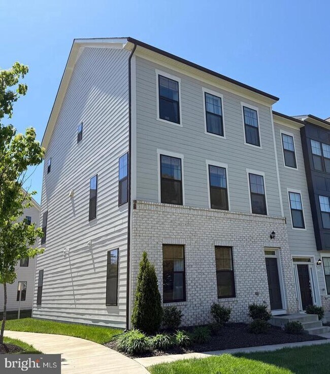 Building Photo - 128 Kinross Ln