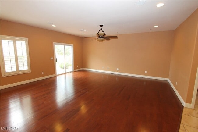 Building Photo - 9528 Victory Garden Ave