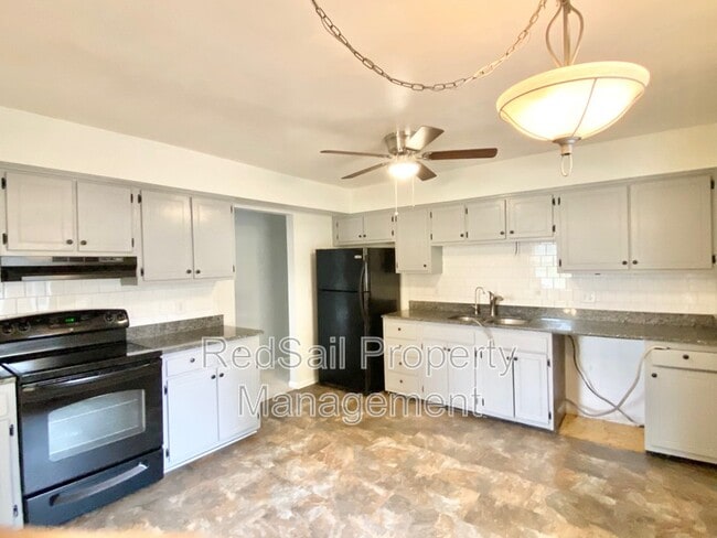Building Photo - 3809 Ludgate Dr
