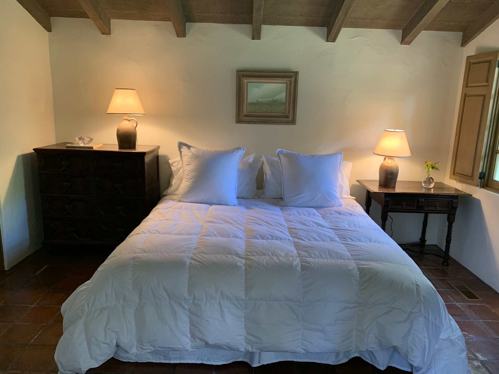 Building Photo - 17 Encina Dr