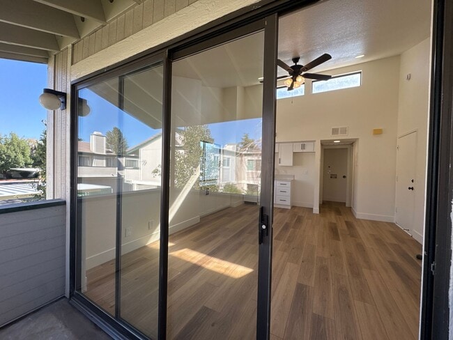 Building Photo - Newly Remodeled Studio in Sparks! Availabl...