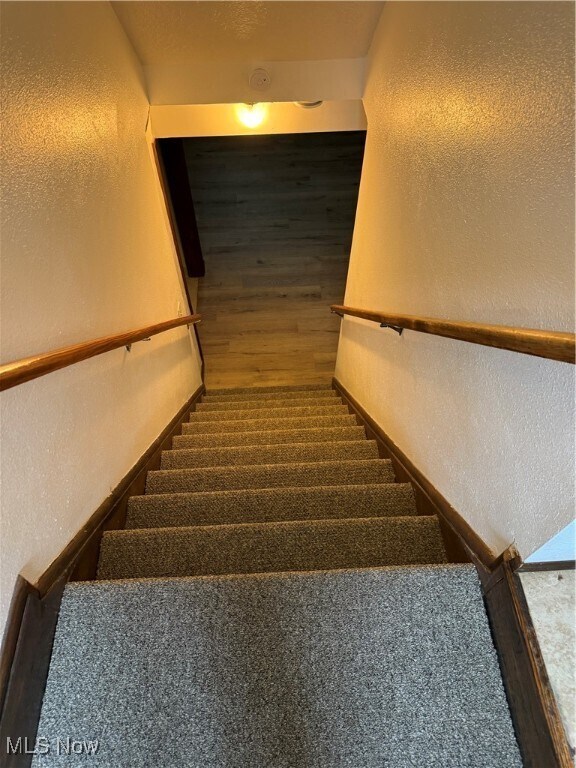 Building Photo - 15809 Montrose Ave