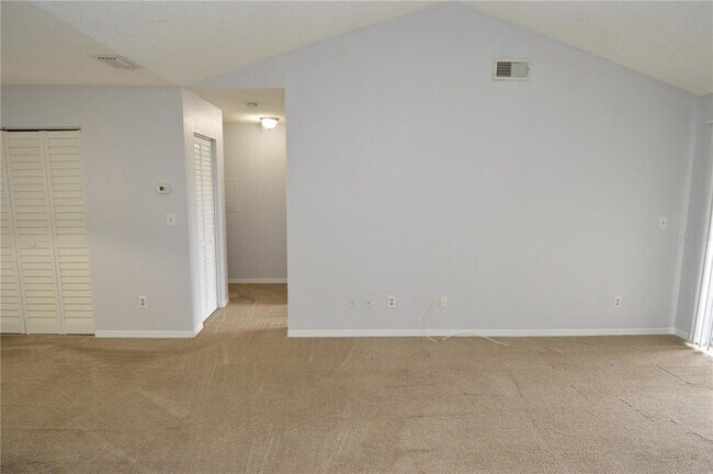 Building Photo - 10265 Gandy Blvd N