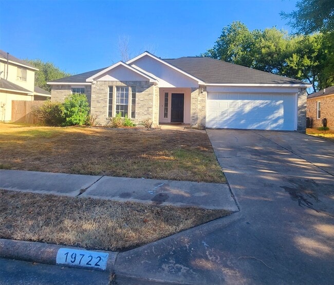 Building Photo - 19722 Ridge Falls Ct