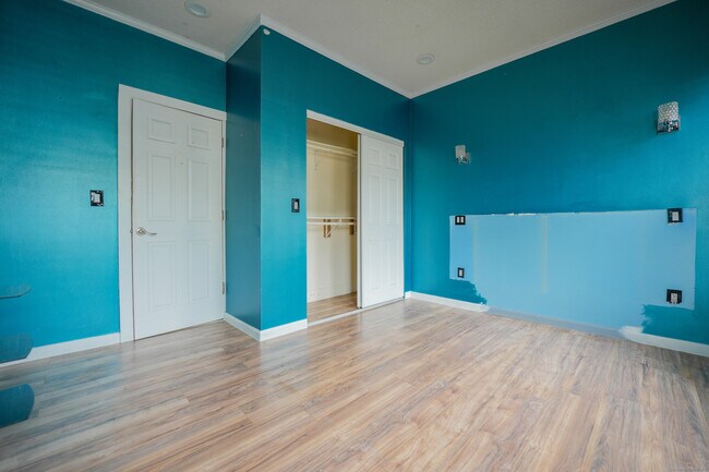 Building Photo - 134 Gorham Ave