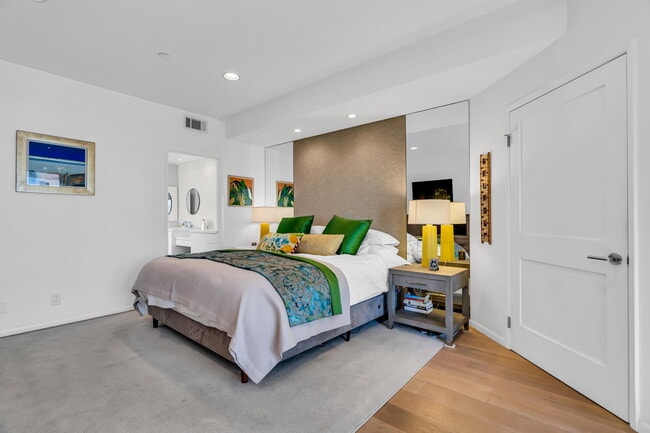 Building Photo - 140 Ocean Park Blvd