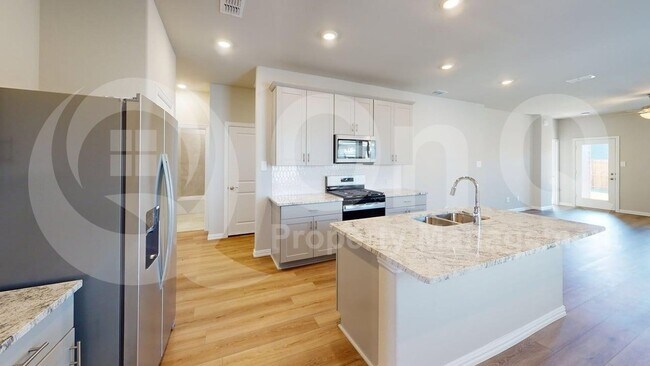 Building Photo - 505 Blanton St