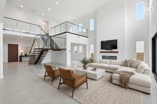 Building Photo - 20568 Edgewood Ct