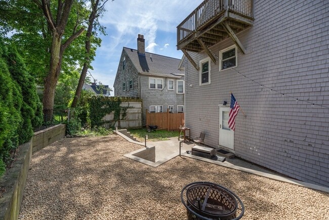 Building Photo - 62 Park Ave