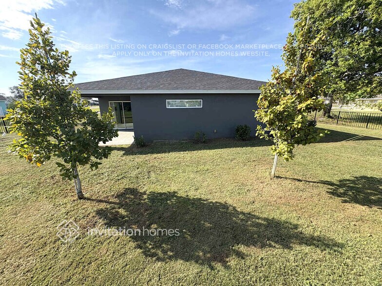 Building Photo - 25372 Estrada Cir