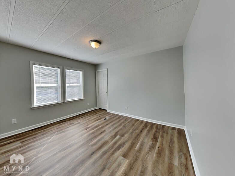 Building Photo - 1348 Jimi Ln NW