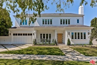 Building Photo - 9767 Monte Mar Dr