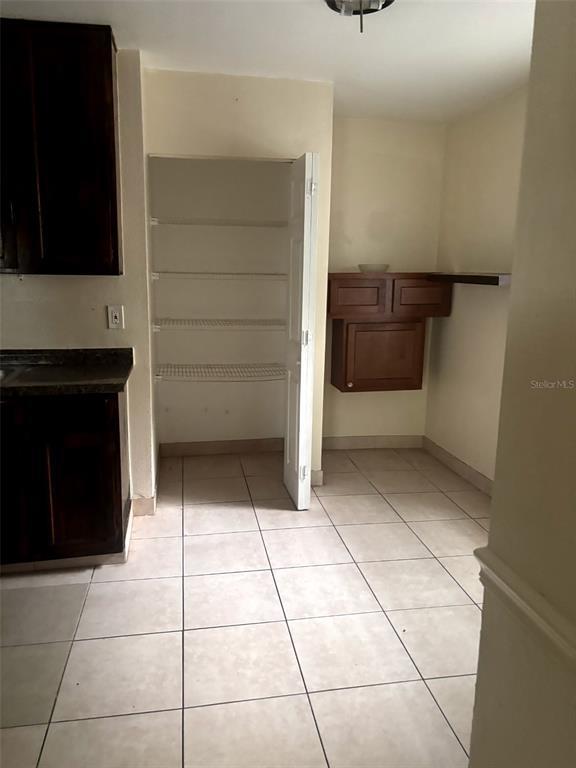 Building Photo - 3976 Versailles Dr