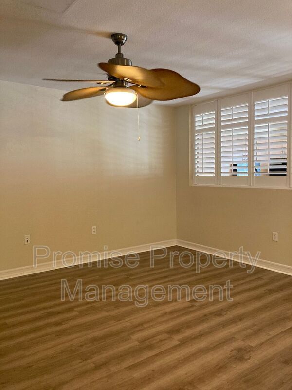 Building Photo - 1465 C St