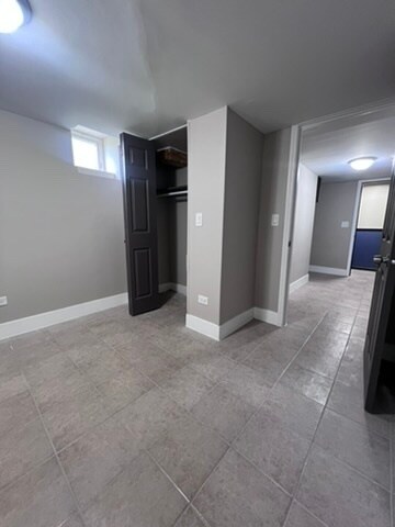 Building Photo - 3353 W Warren Blvd