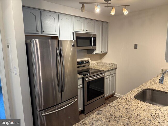 Building Photo - 13513 Orchard Dr
