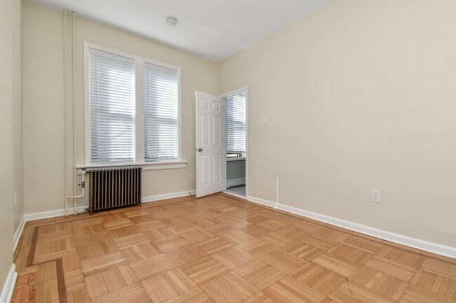 Building Photo - 2307 New York Ave