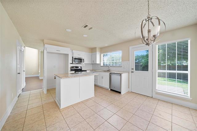 Building Photo - 2935 Chanute Dr